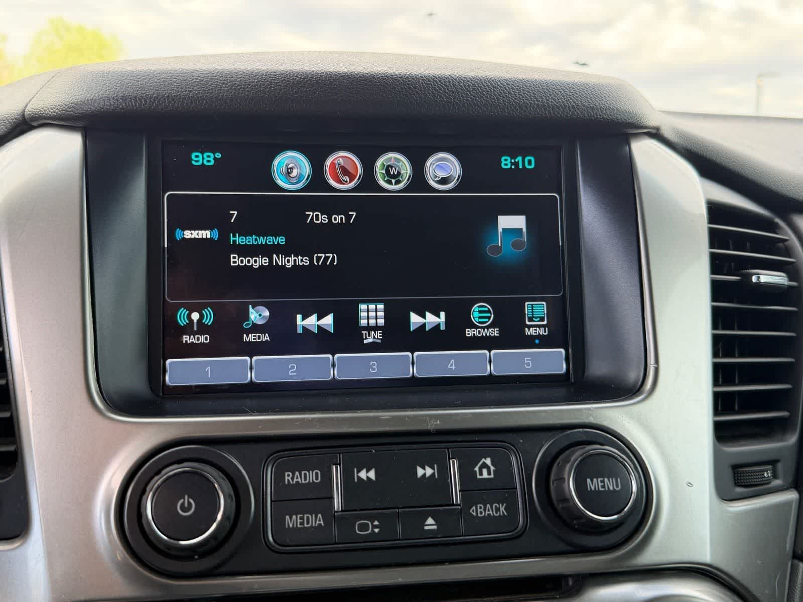 Thumbnail: 2019 Chevrolet Tahoe - 22
