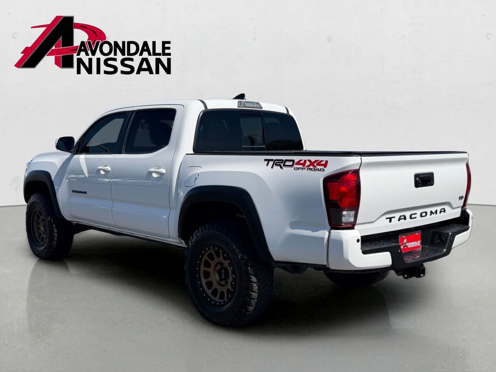 Thumbnail: 2018 Toyota Tacoma - 4
