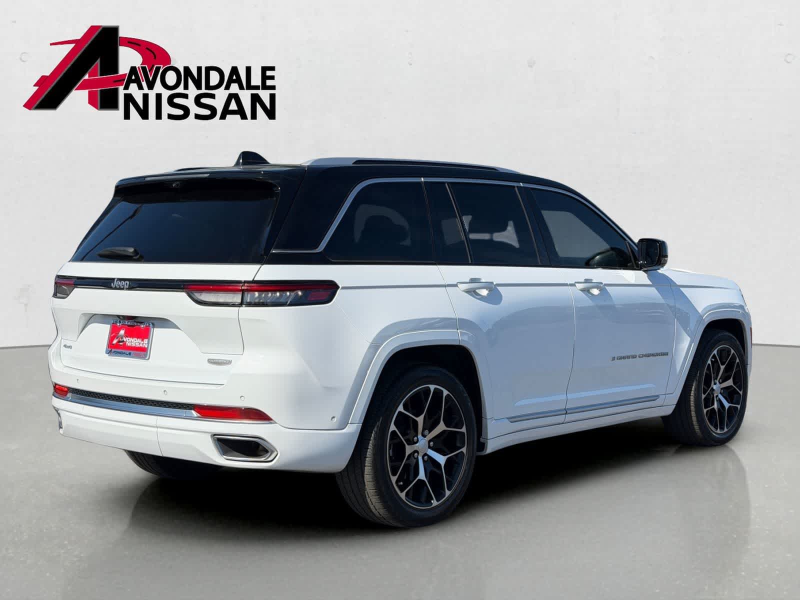 Thumbnail: 2023 Jeep Grand Cherokee - 5