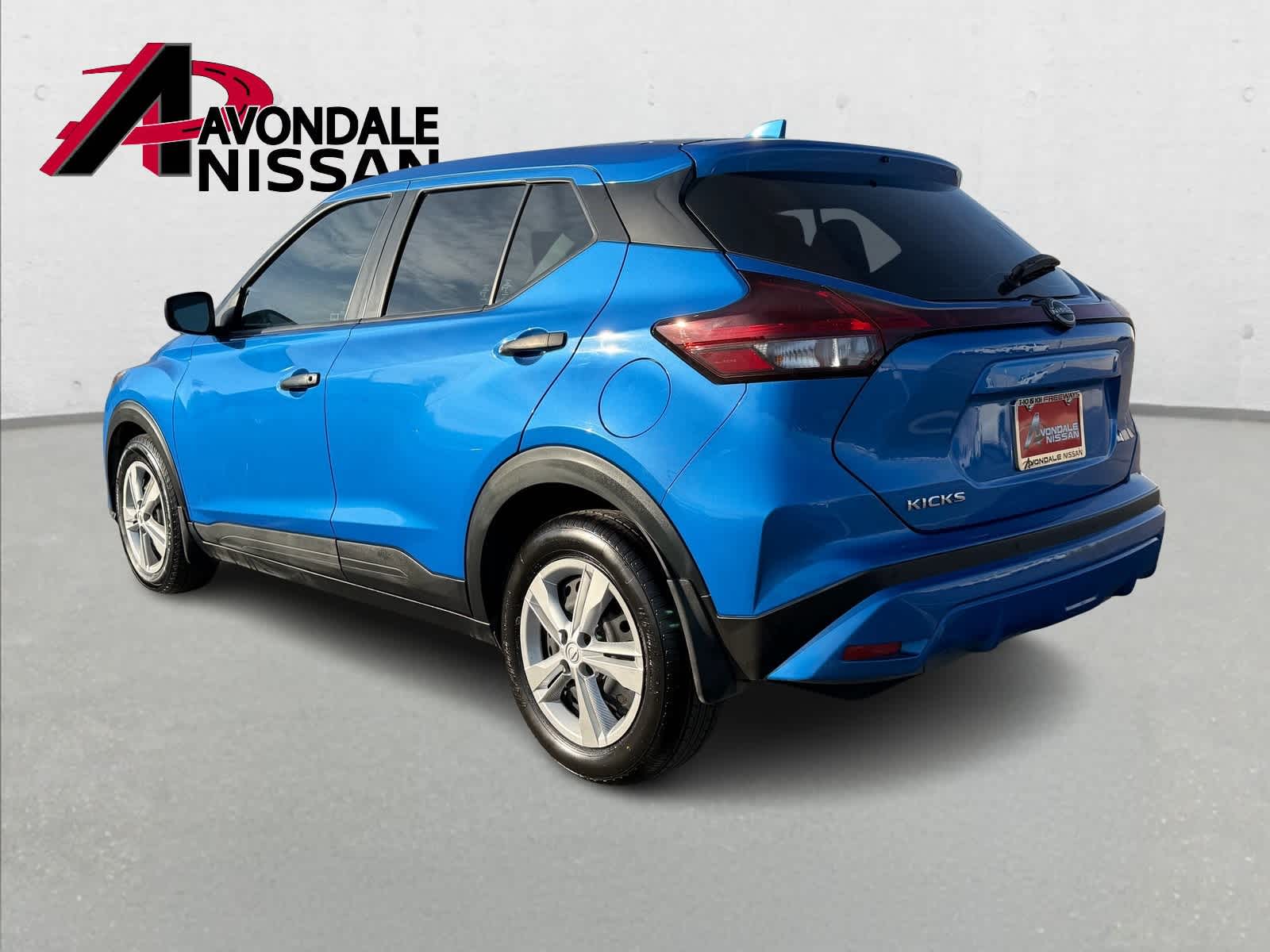 Thumbnail: 2023 Nissan Kicks - 4