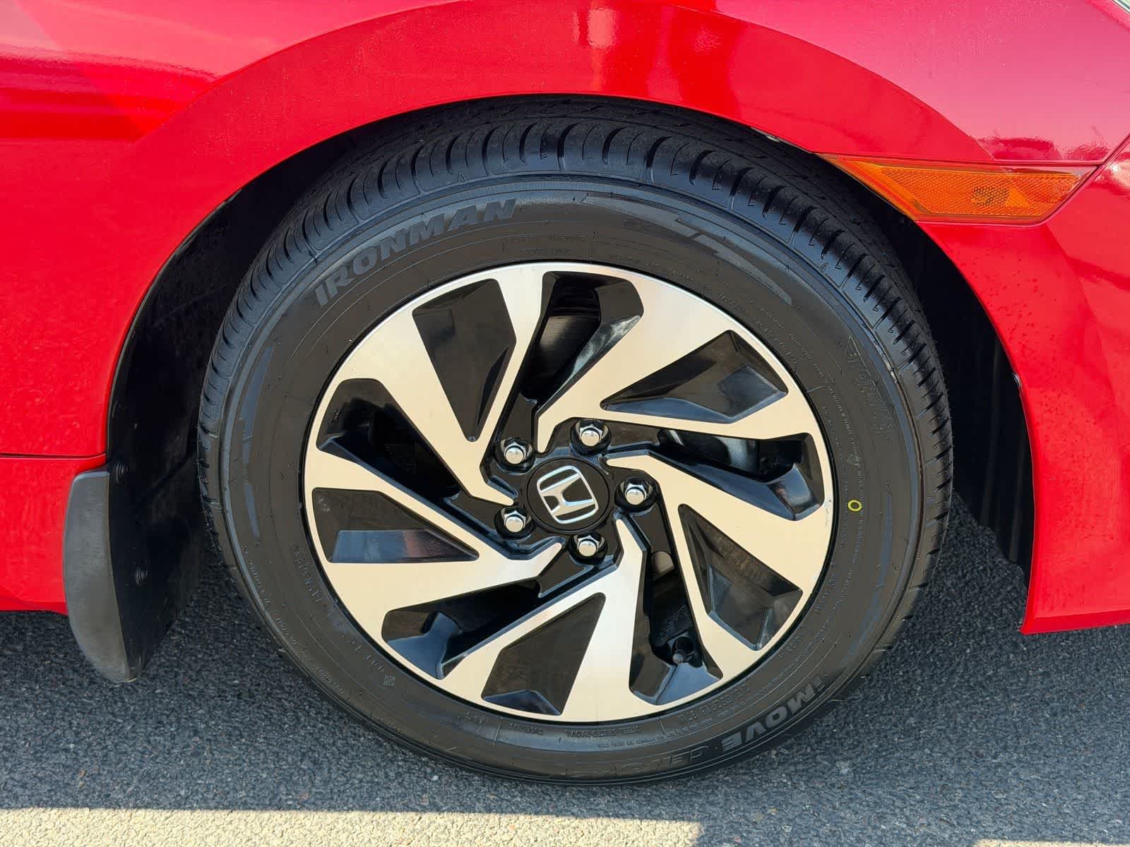 Thumbnail: 2018 Honda Civic - 9