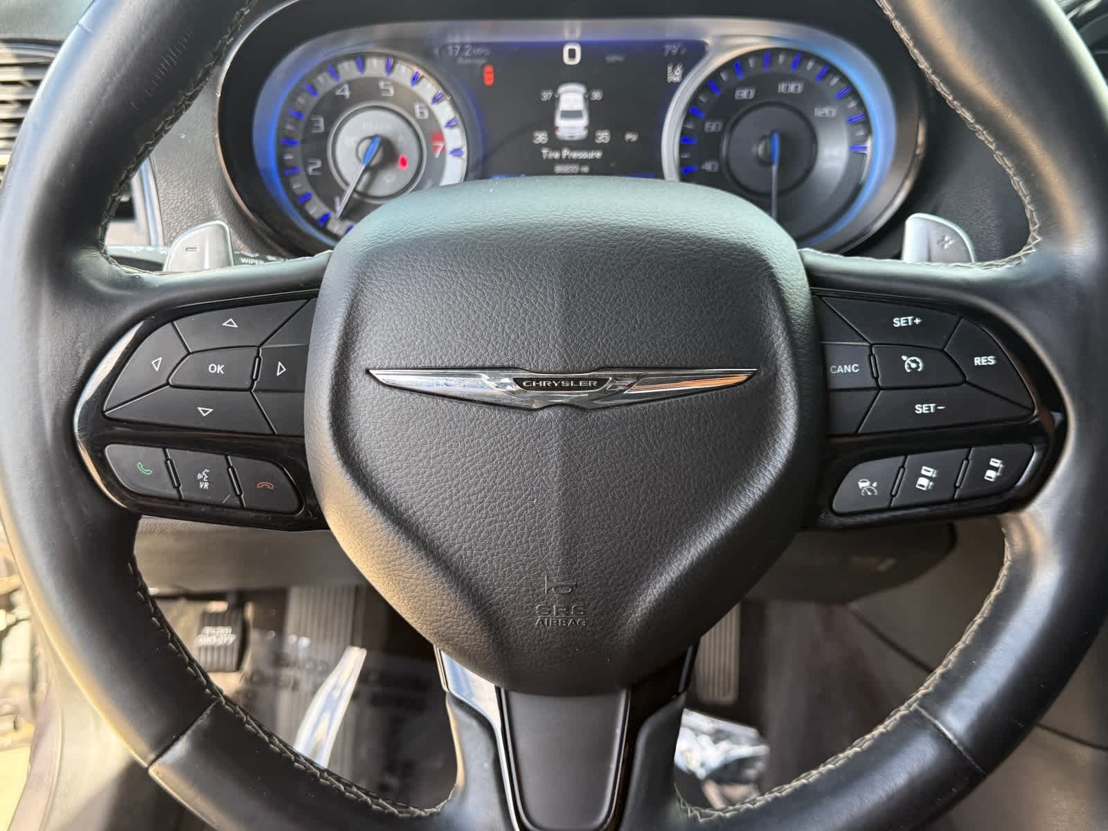 Thumbnail: 2018 Chrysler 300 - 13