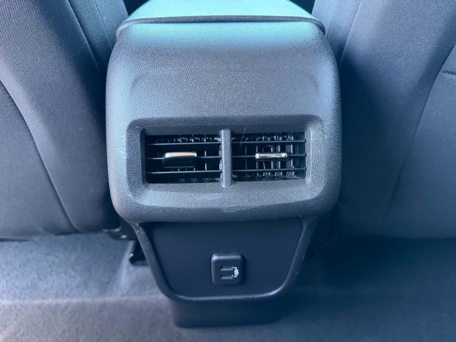 Thumbnail: 2022 Chevrolet Equinox - 15