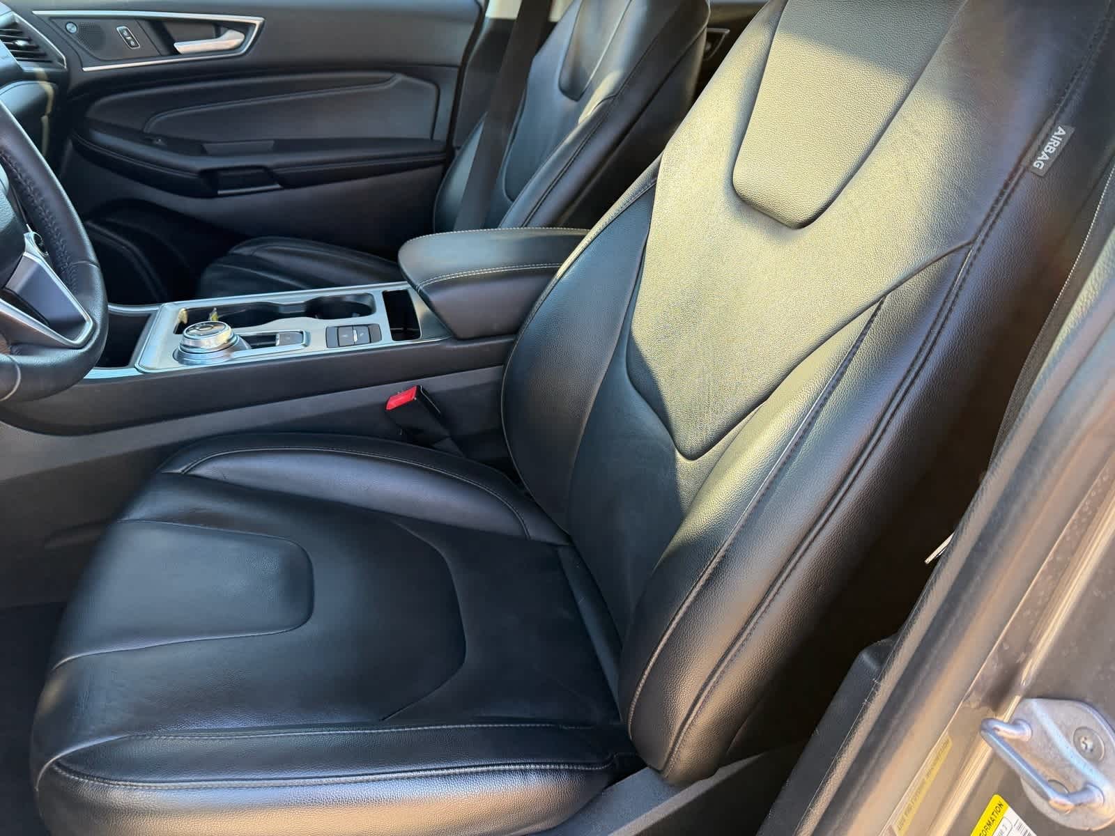 Thumbnail: 2022 Ford Edge - 18