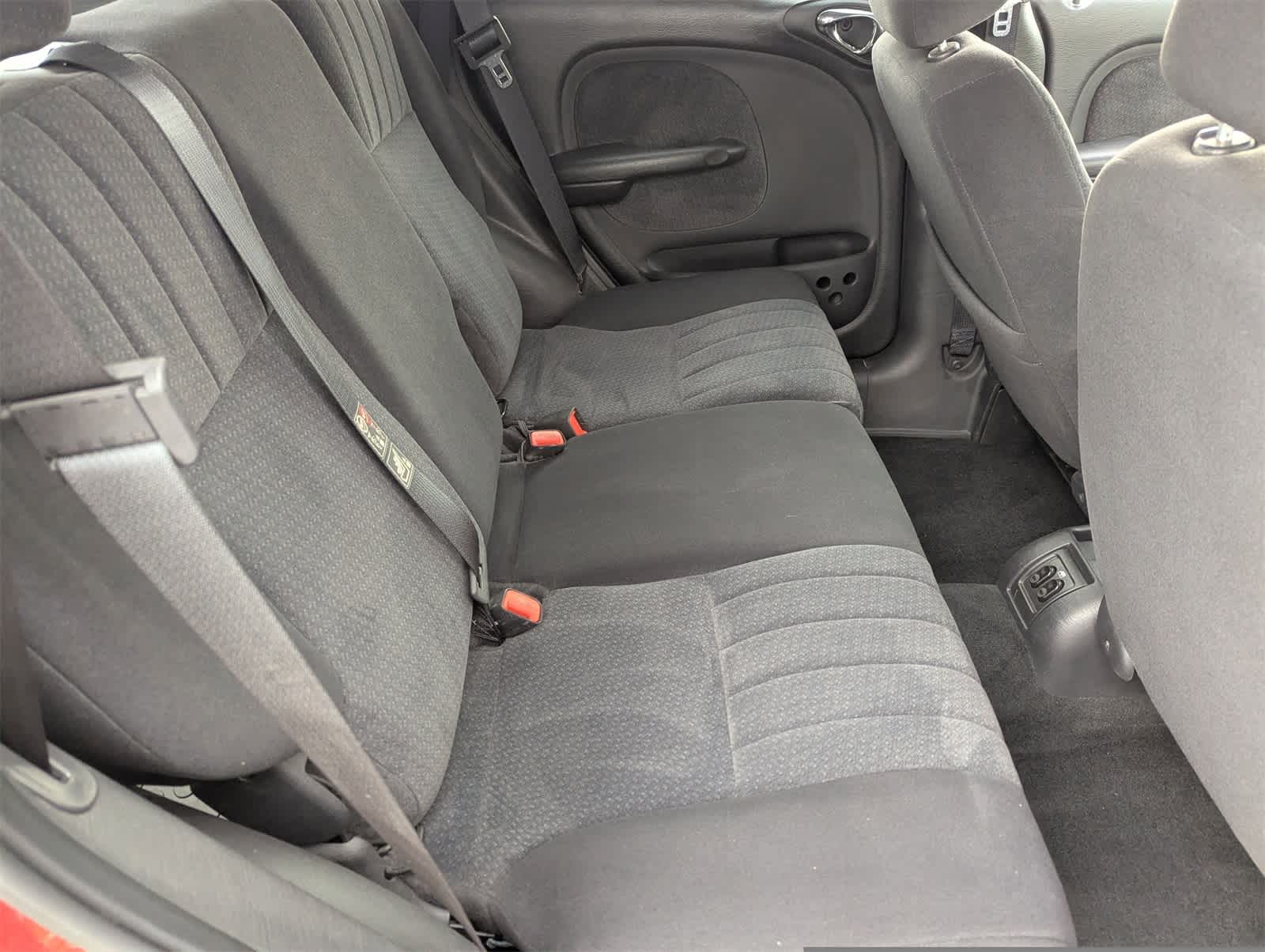 Thumbnail: 2005 Chrysler PT Cruiser - 15