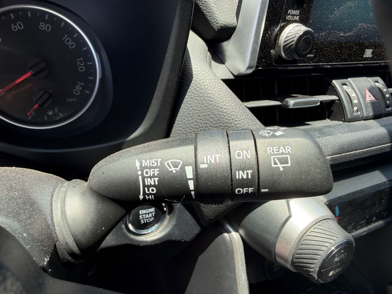 Thumbnail: 2019 Toyota RAV4 - 14