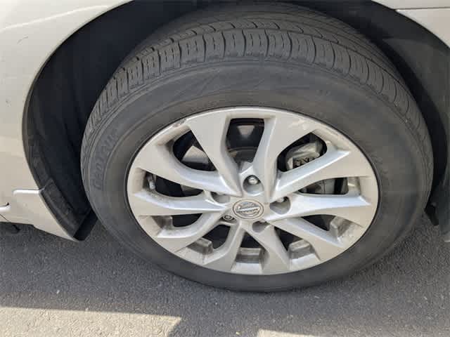 Thumbnail: 2019 Nissan Sentra - 19