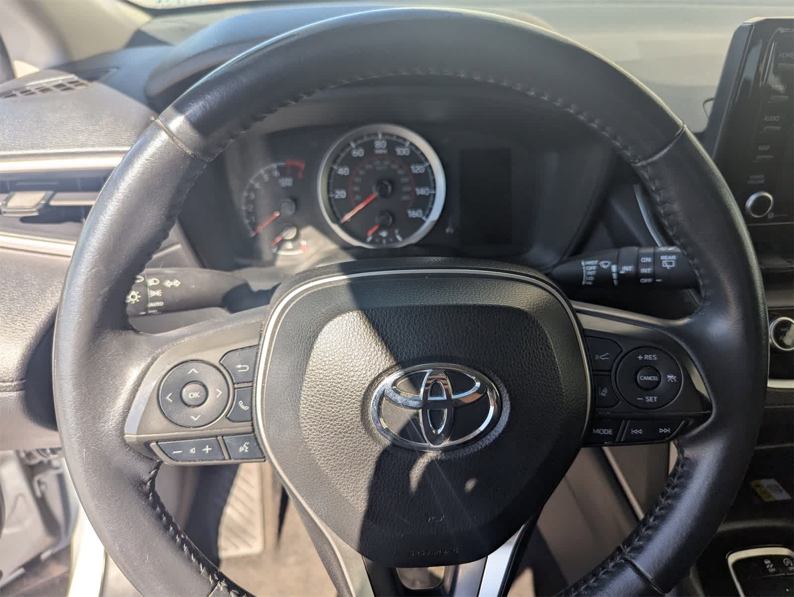 Thumbnail: 2022 Toyota Corolla Cross - 21