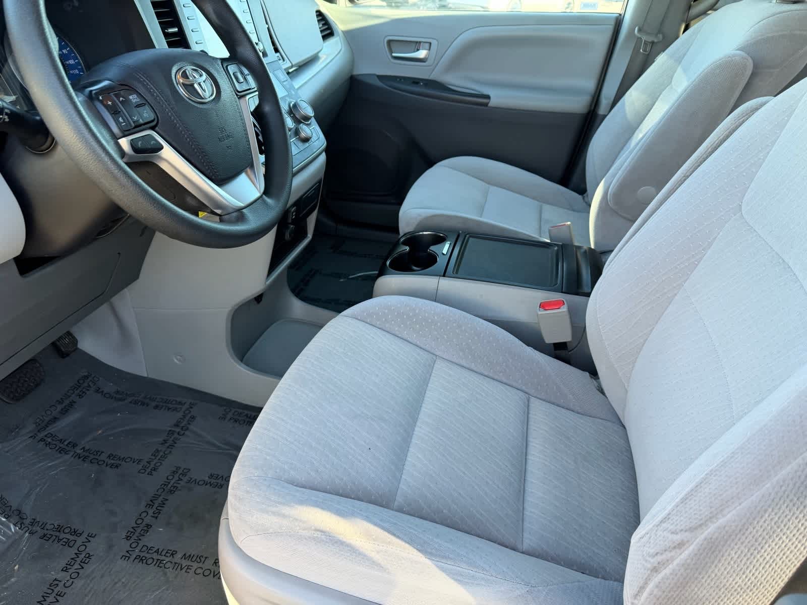 Thumbnail: 2020 Toyota Sienna - 19