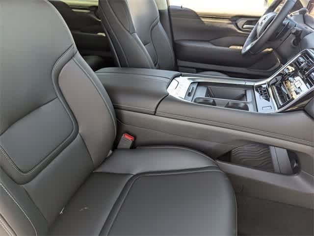 Thumbnail: 2026 Nissan Armada - 12