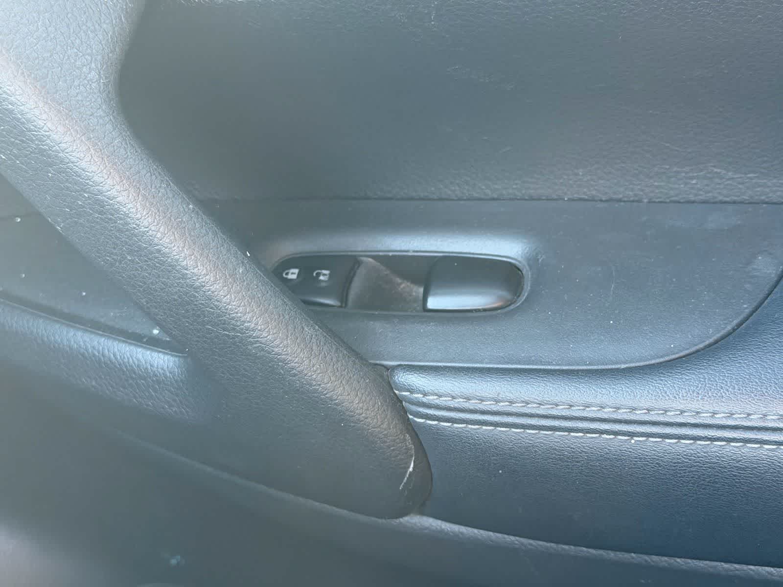 Thumbnail: 2020 Nissan Rogue - 17