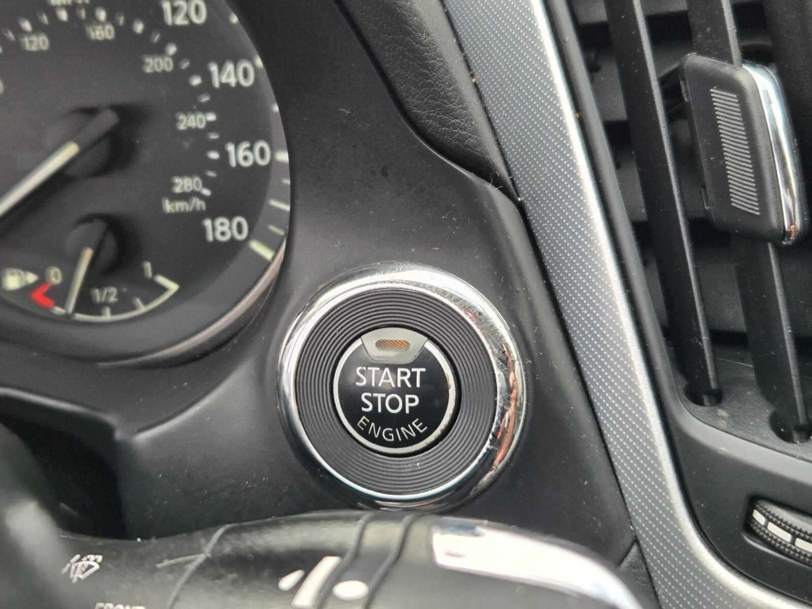 Thumbnail: 2020 INFINITI Q50 - 31