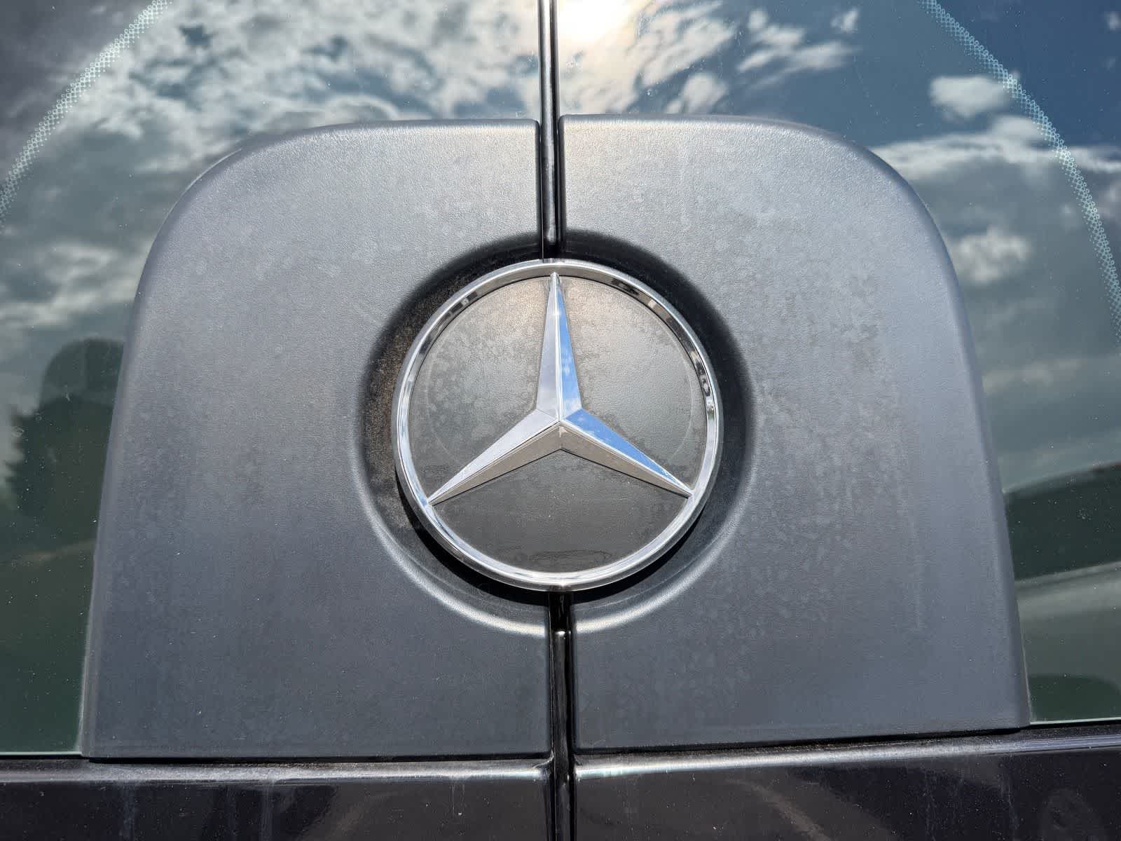 Thumbnail: 2015 Mercedes-Benz Sprinter - 15
