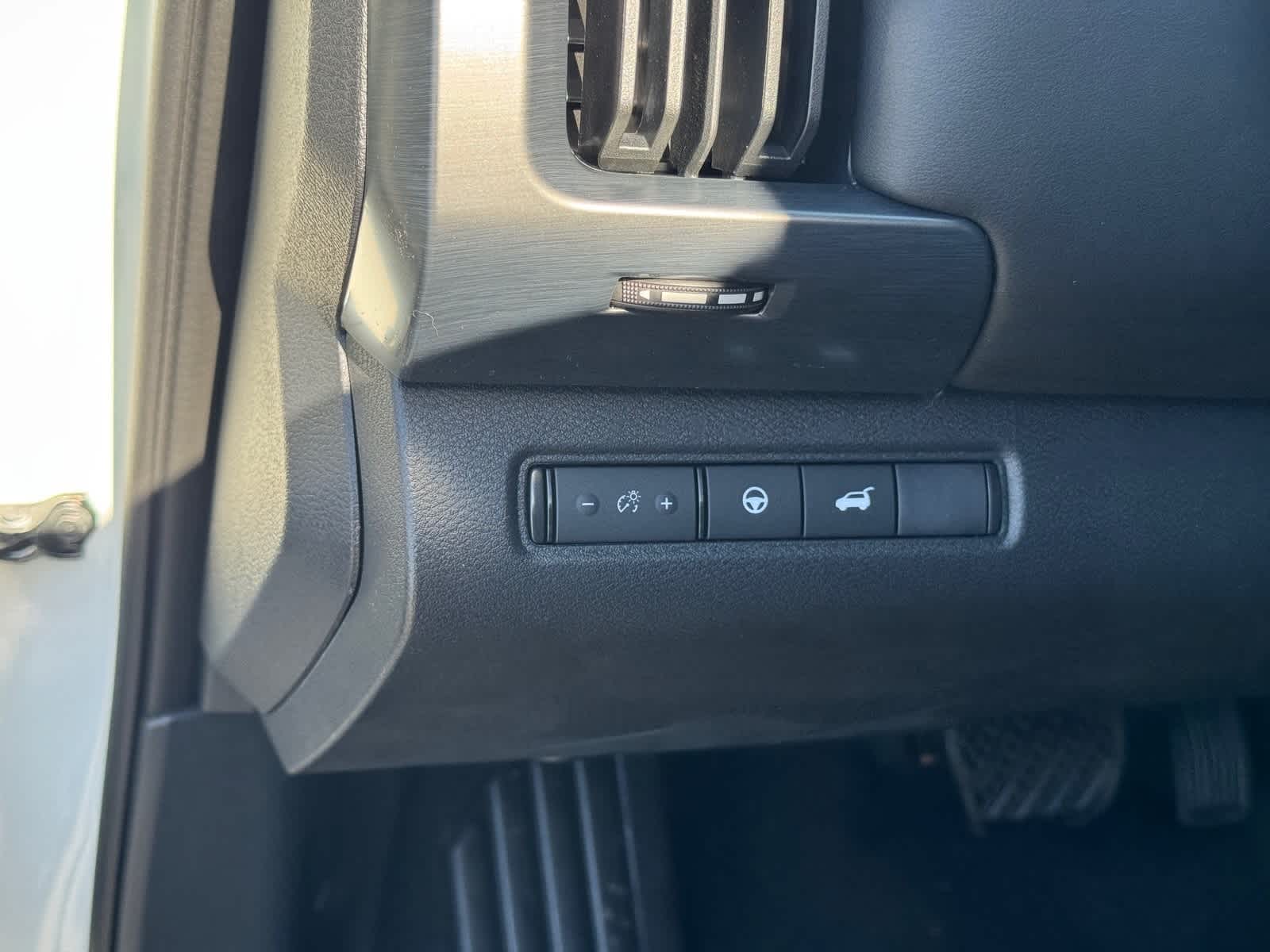 Thumbnail: 2025 Nissan Pathfinder - 15