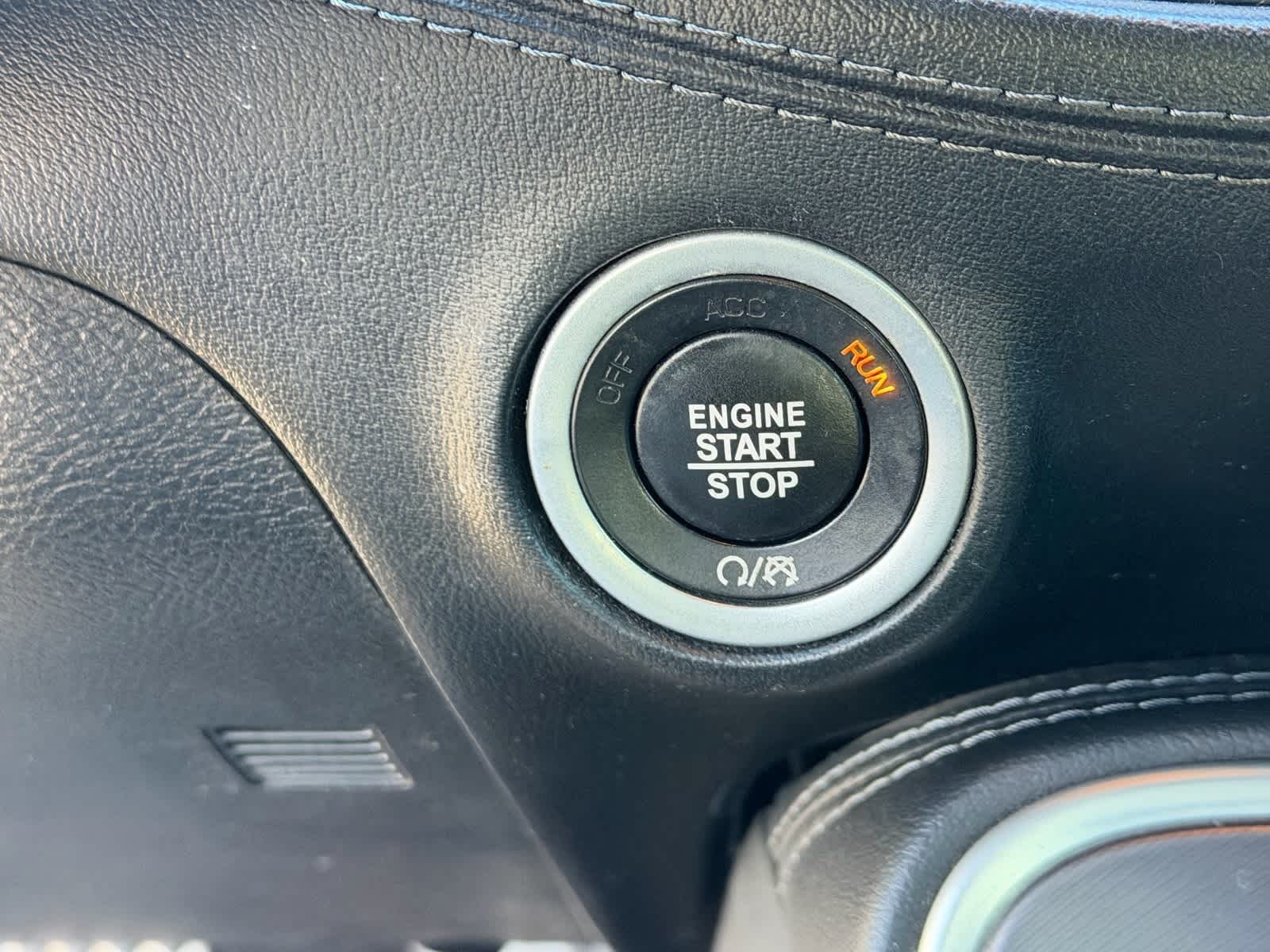 Thumbnail: 2020 Dodge Challenger - 24