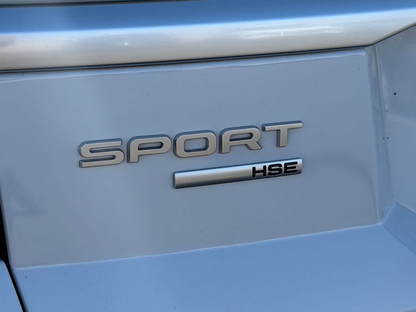 Thumbnail: 2017 Land Rover Range Rover Sport - 20