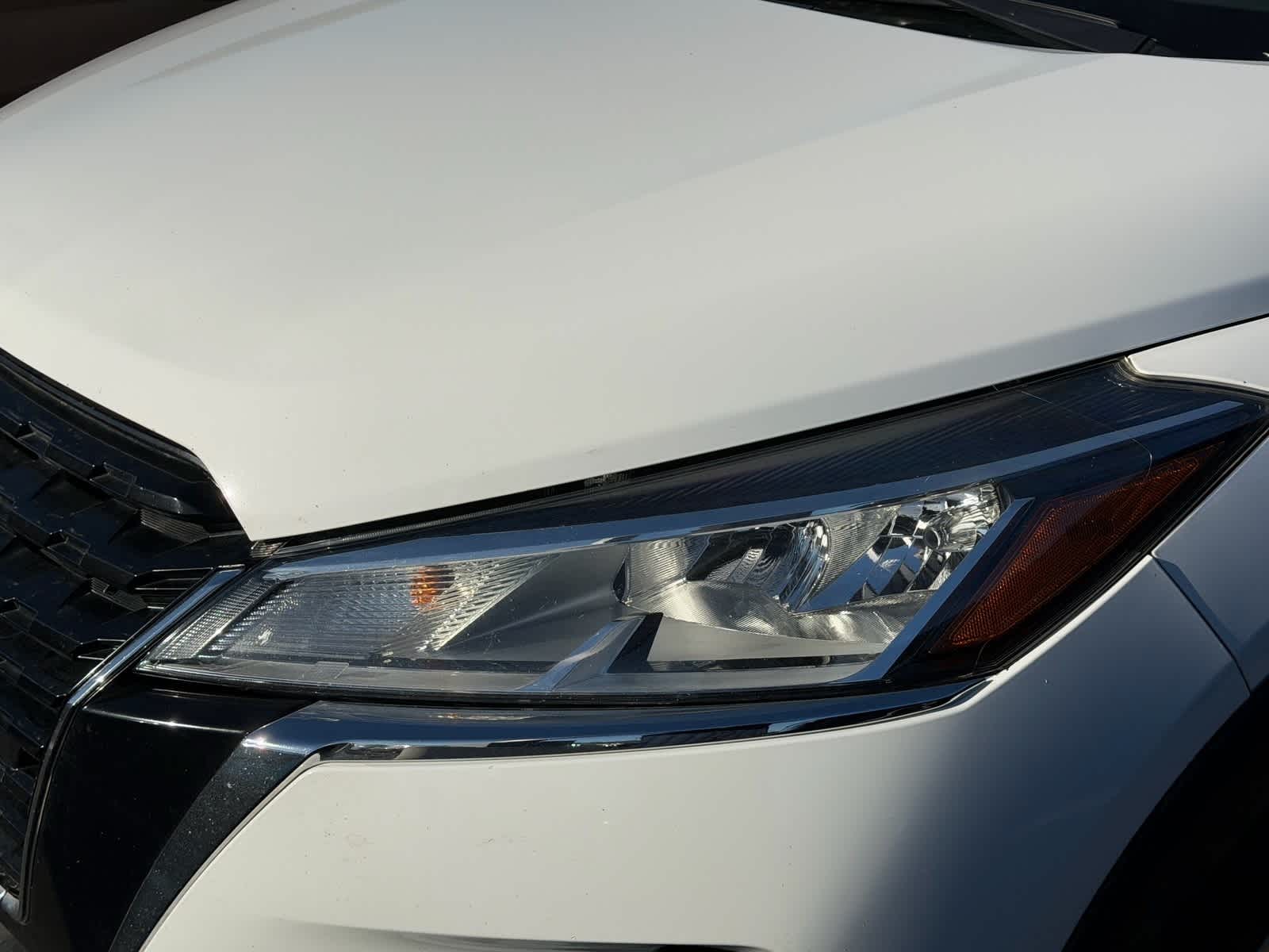 Thumbnail: 2021 Nissan Kicks - 16