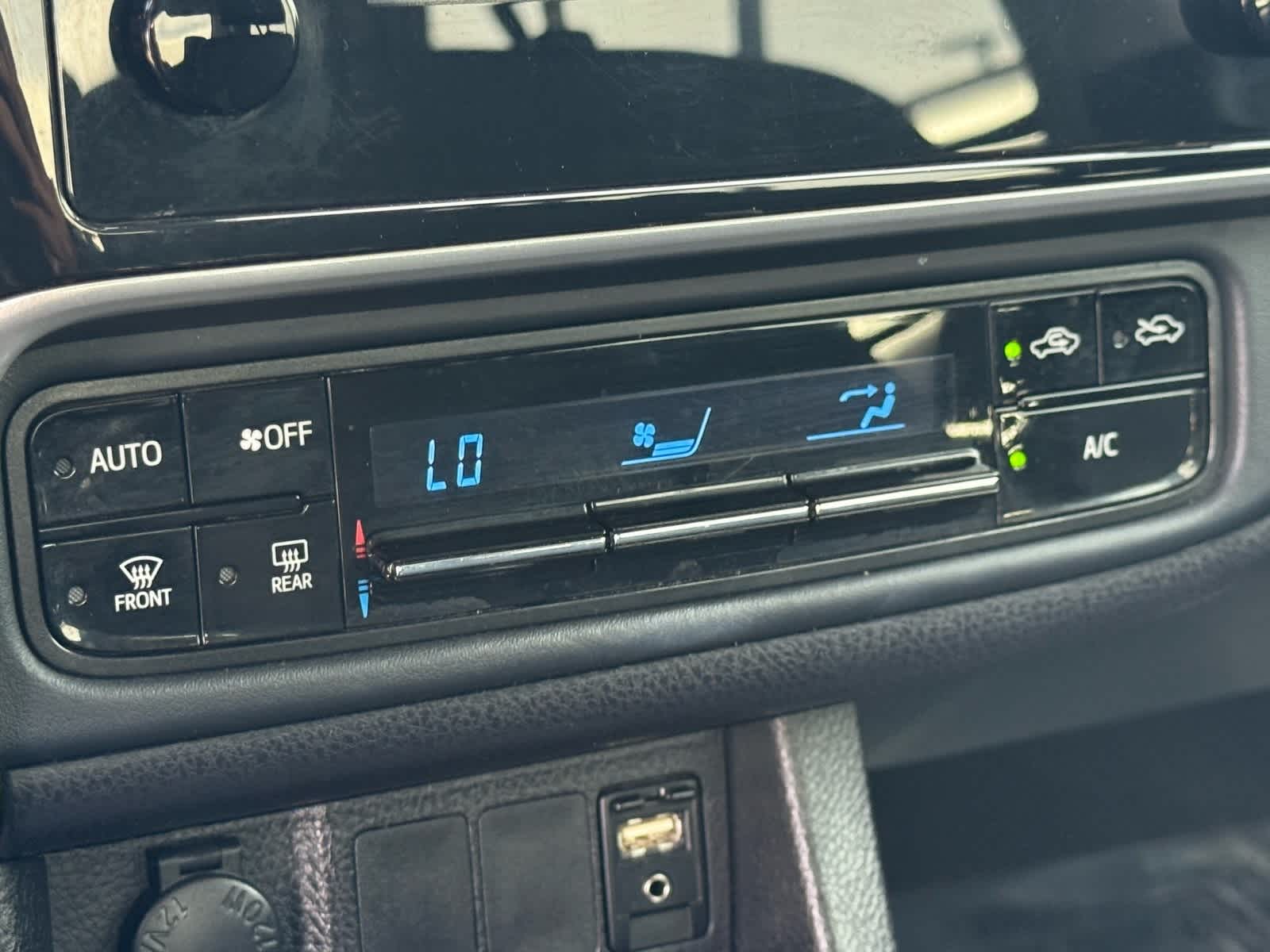 Thumbnail: 2019 Toyota Corolla - 20