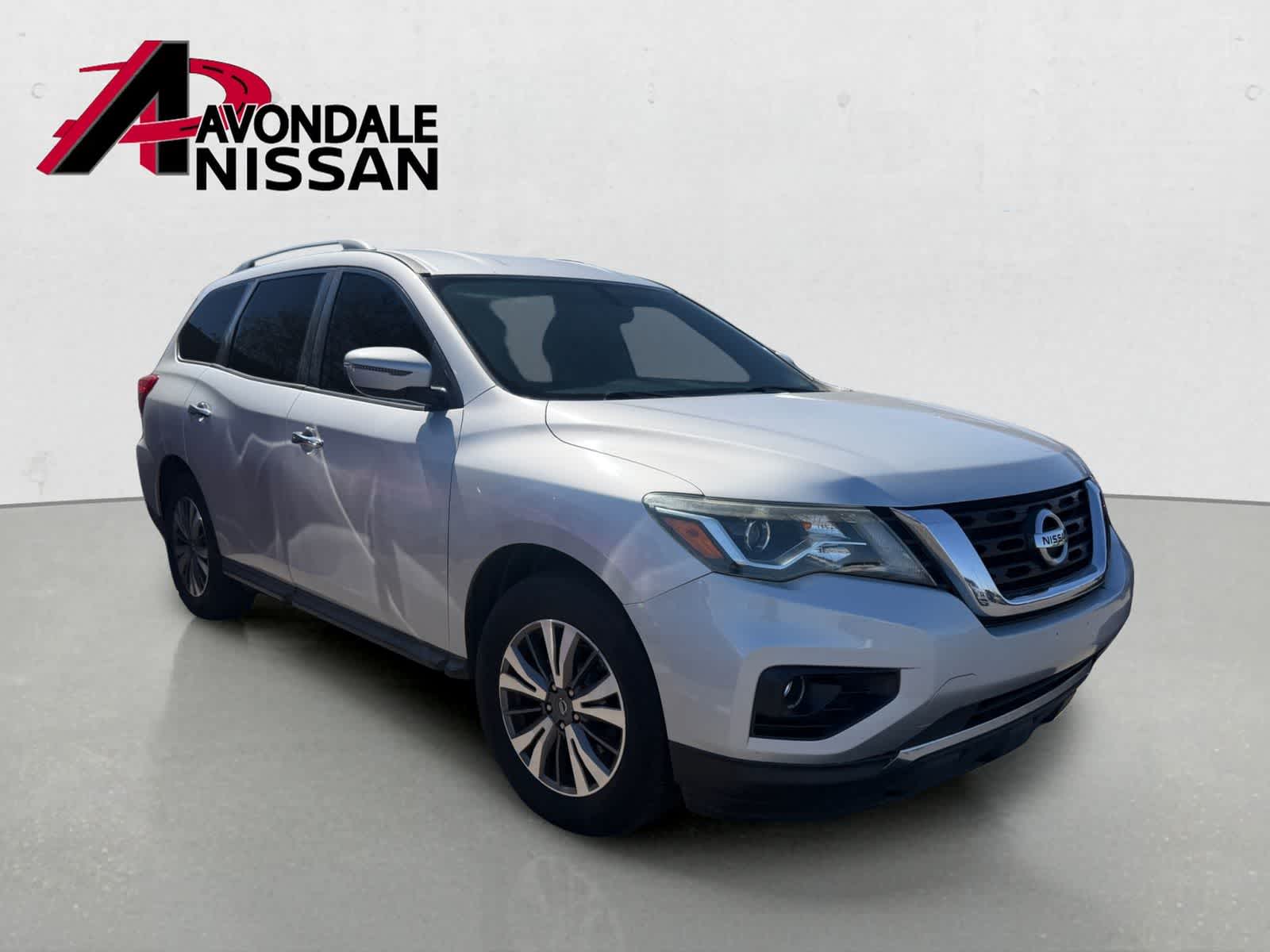 Thumbnail: 2018 Nissan Pathfinder - 4