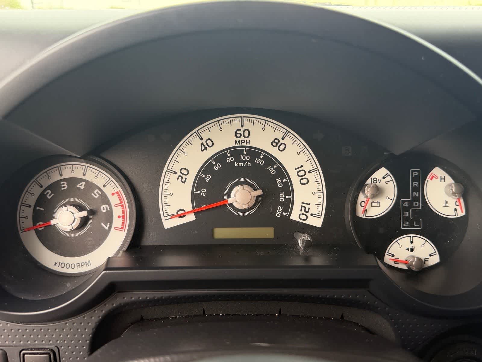 Thumbnail: 2014 Toyota FJ Cruiser - 15