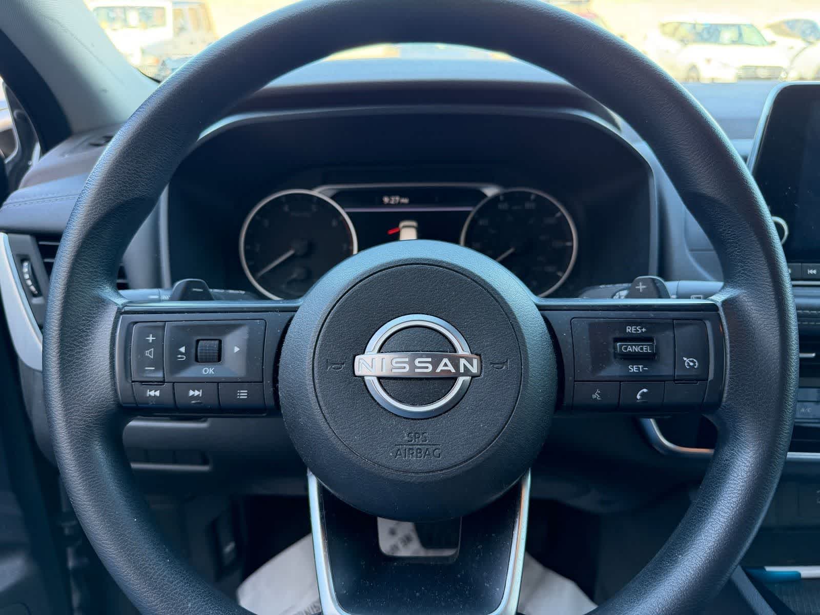 Thumbnail: 2023 Nissan Rogue - 9