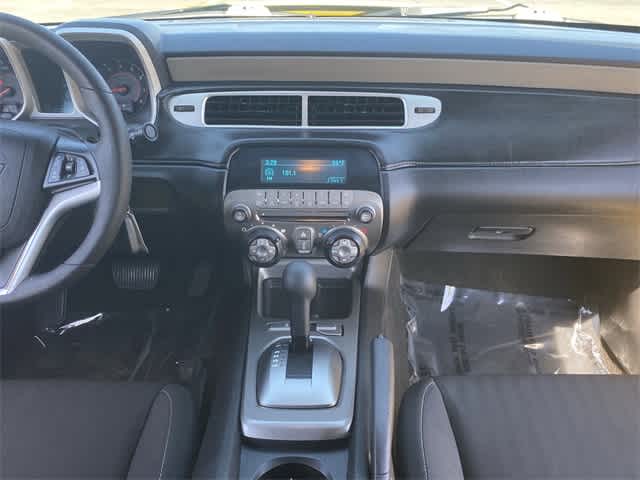 Thumbnail: 2015 Chevrolet Camaro - 17