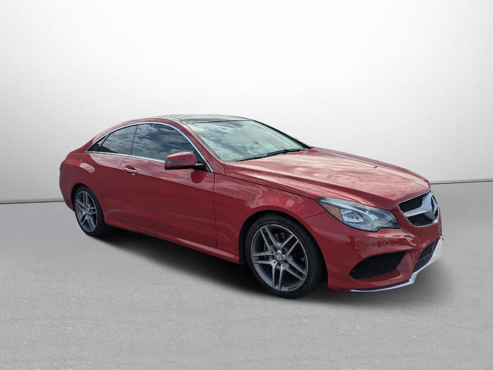 Thumbnail: 2016 Mercedes-Benz E-Class - 7