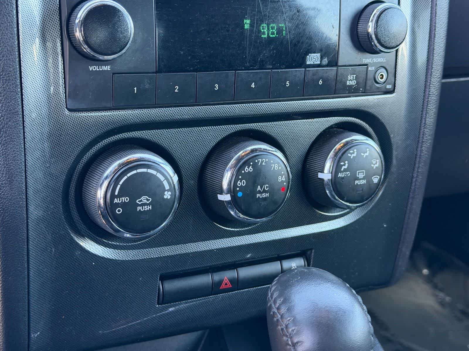 Thumbnail: 2011 Dodge Challenger - 24