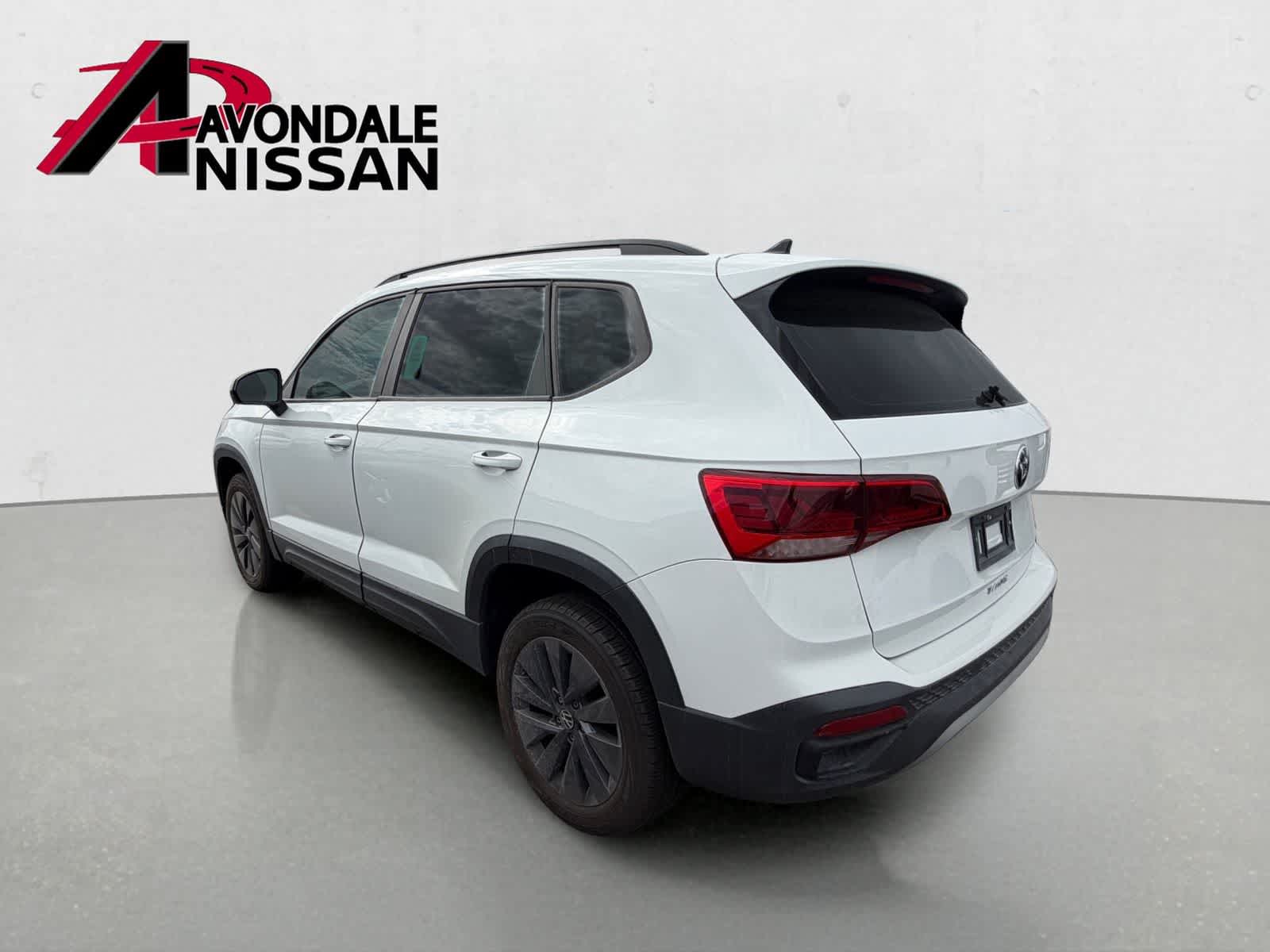 Thumbnail: 2022 Volkswagen Taos - 2