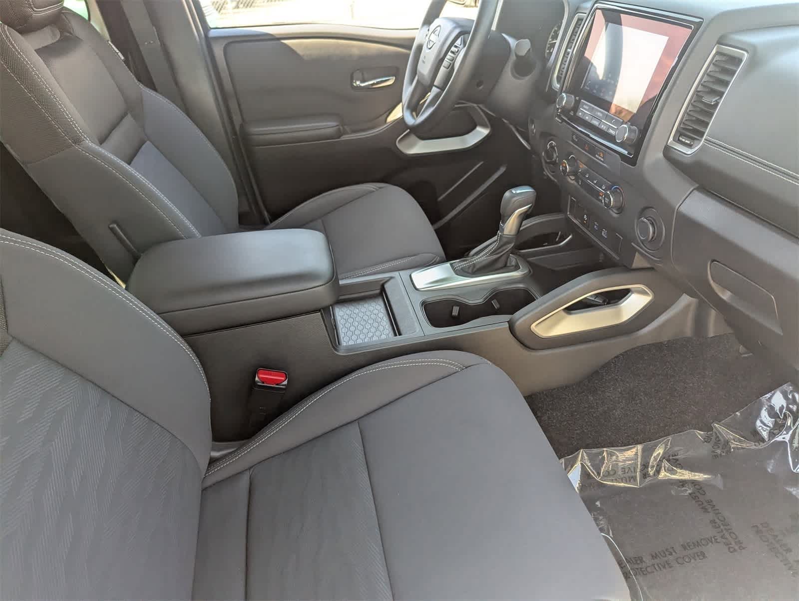 Thumbnail: 2024 Nissan Frontier - 13