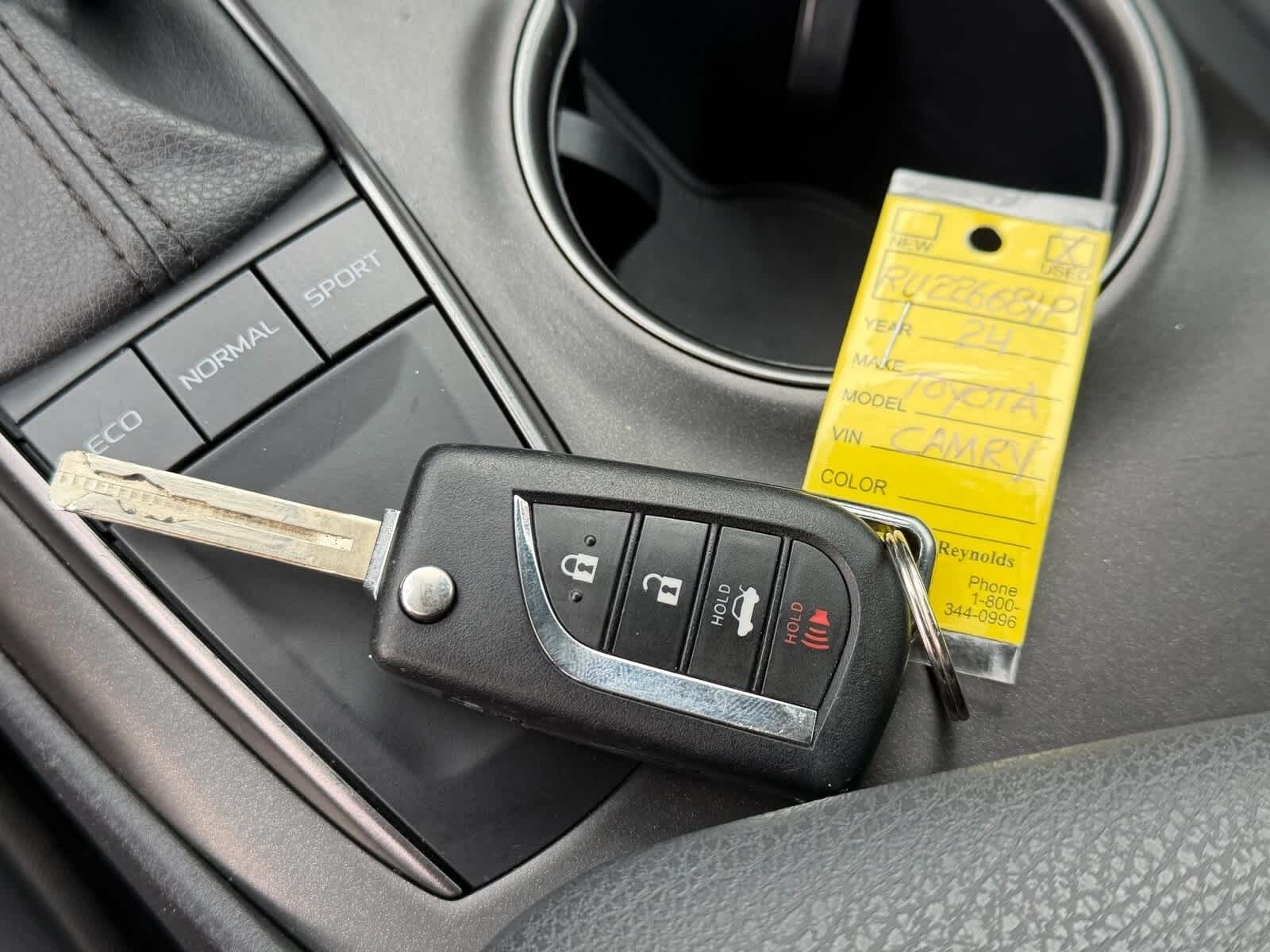 Thumbnail: 2024 Toyota Camry - 36