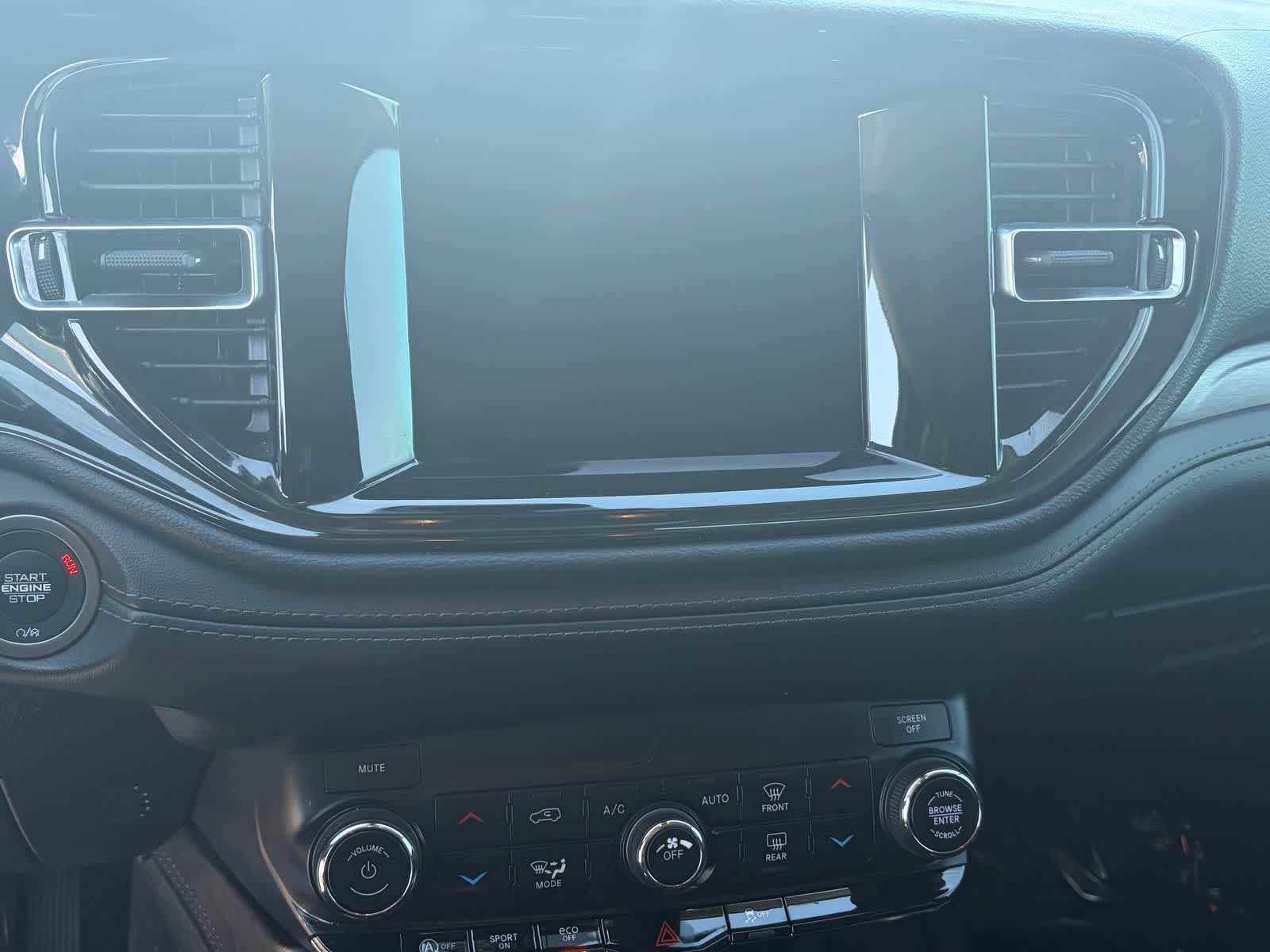 Thumbnail: 2021 Dodge Durango - 21