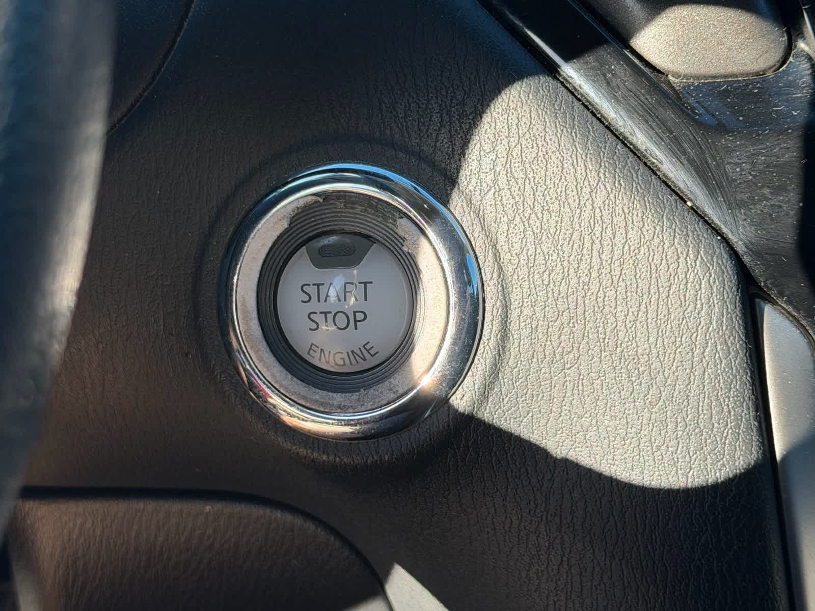 Thumbnail: 2020 Nissan Pathfinder - 9