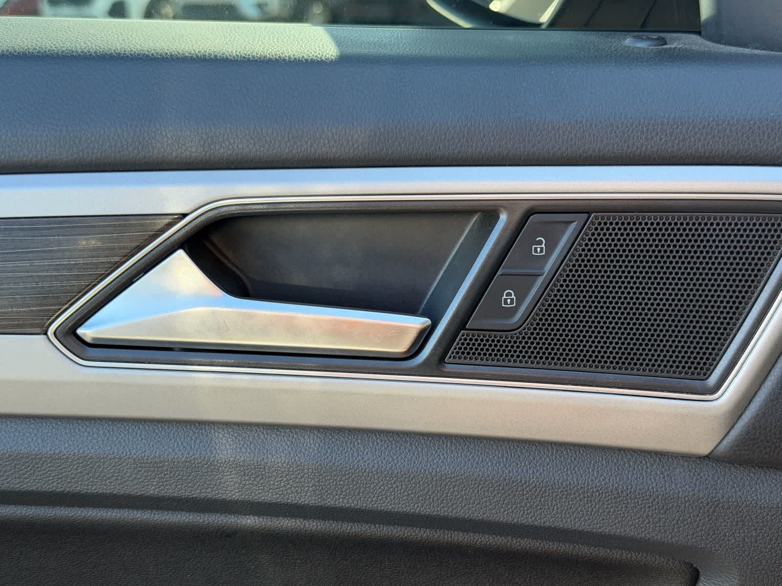 Thumbnail: 2018 Volkswagen Atlas - 11