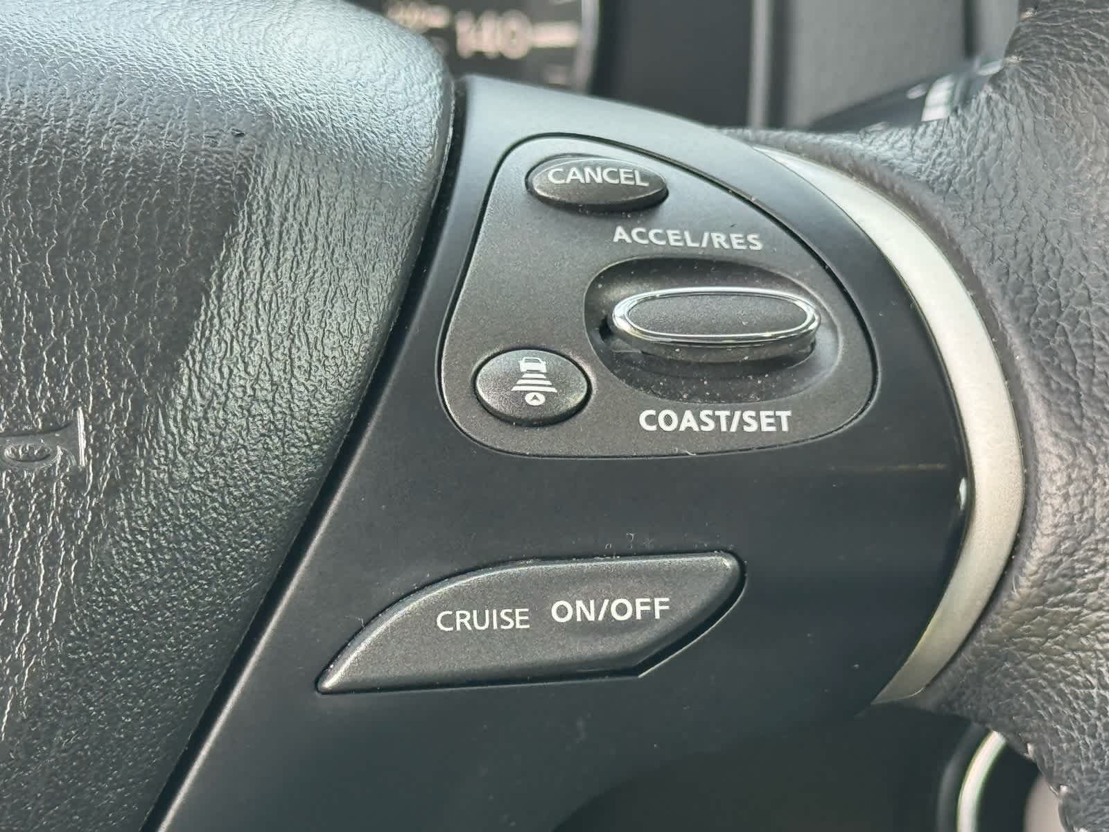 Thumbnail: 2020 Nissan Pathfinder - 22