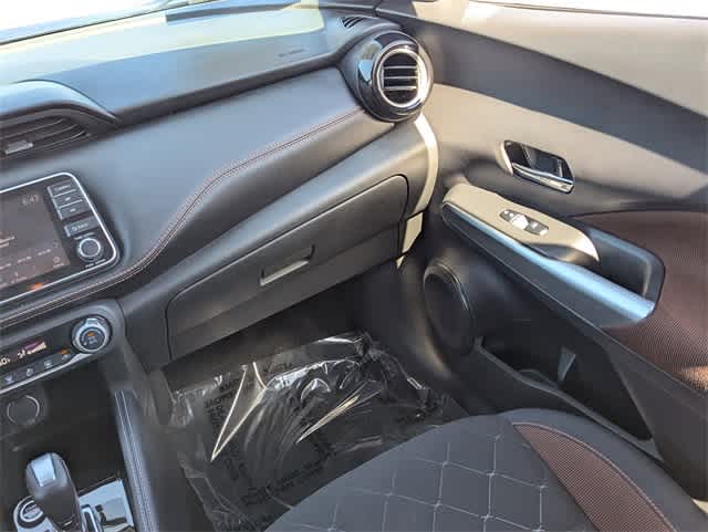 Thumbnail: 2018 Nissan Kicks - 18