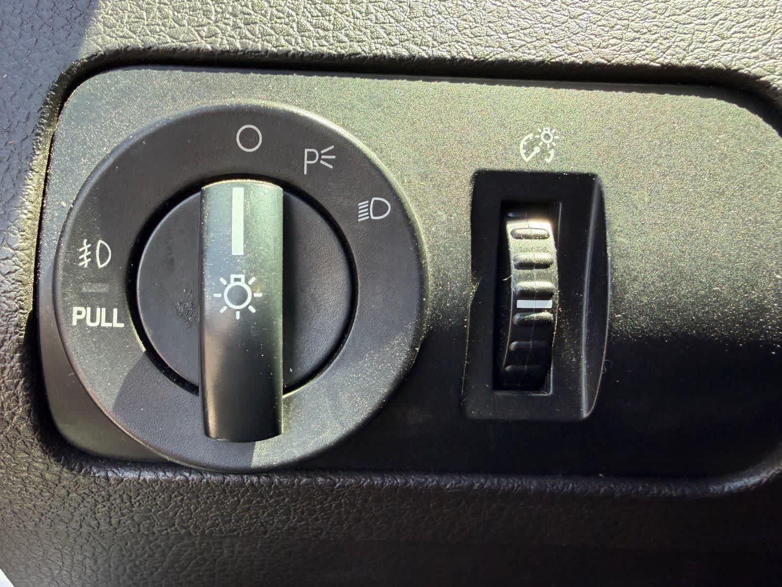 Thumbnail: 2007 Ford Mustang - 7