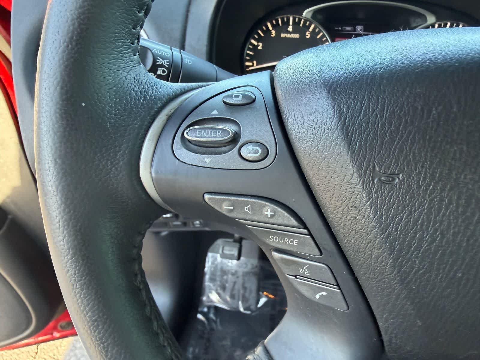 Thumbnail: 2018 Nissan Pathfinder - 21