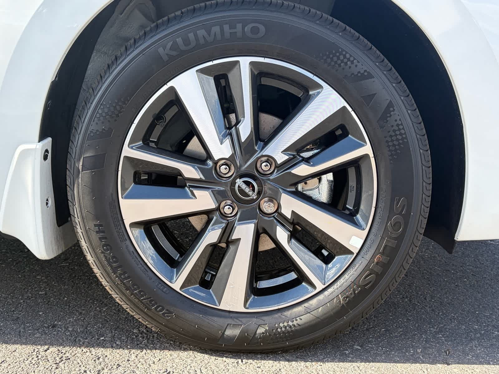 Thumbnail: 2025 Nissan Versa - 10