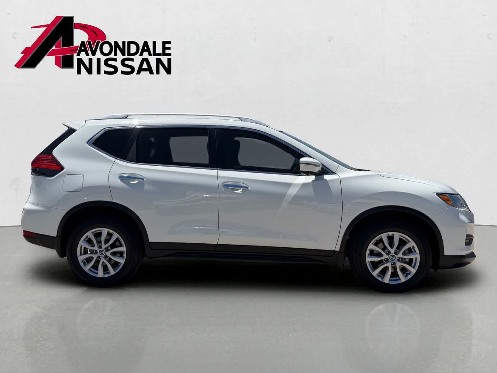 Thumbnail: 2017 Nissan Rogue - 7