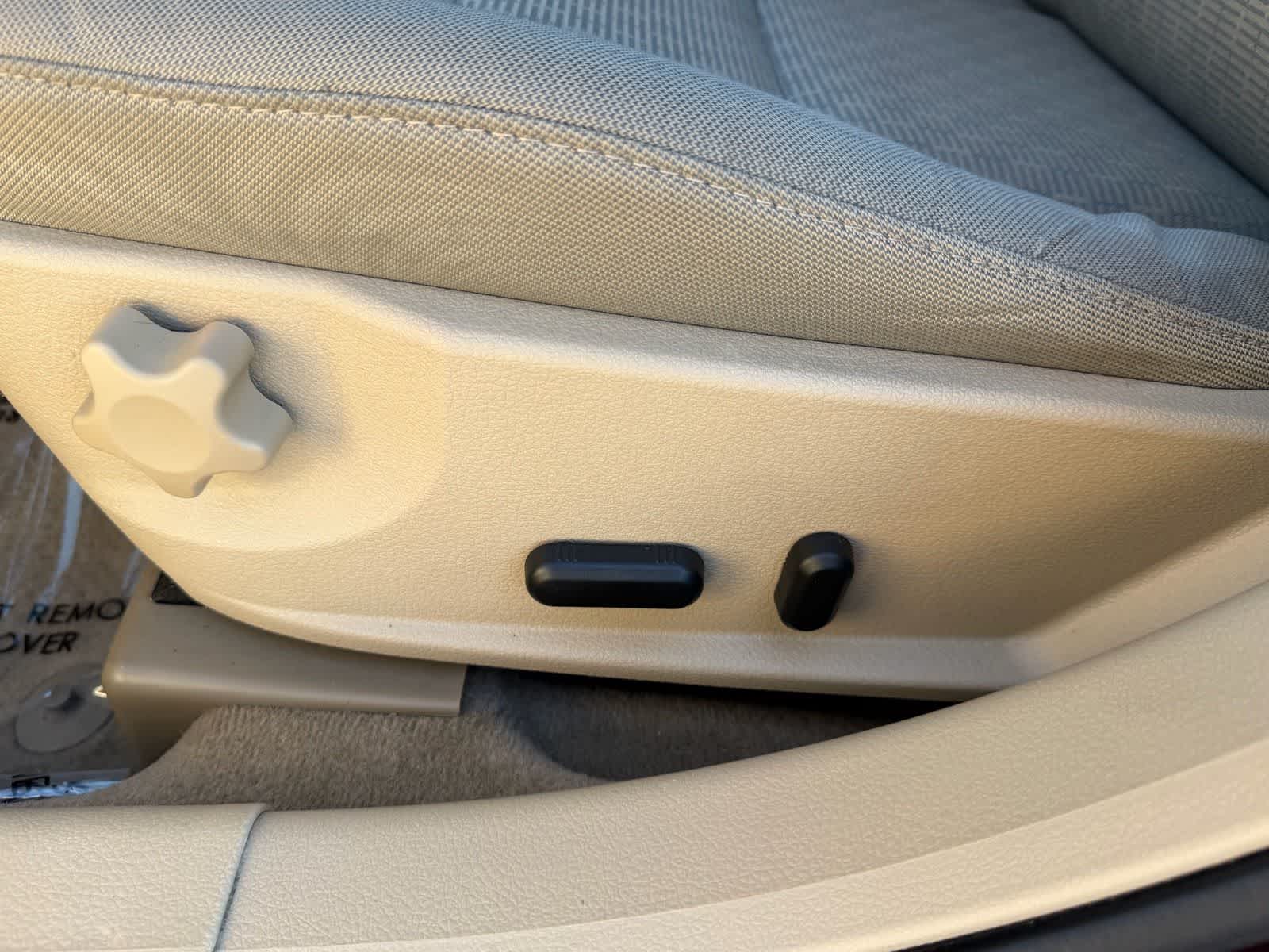 Thumbnail: 2011 Ford Fusion - 21