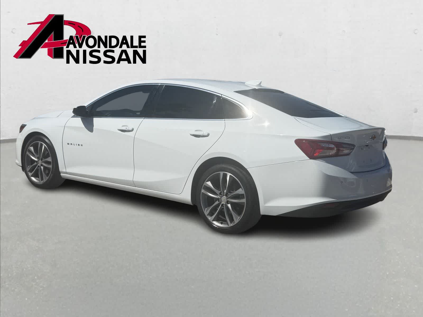 Thumbnail: 2022 Chevrolet Malibu - 3