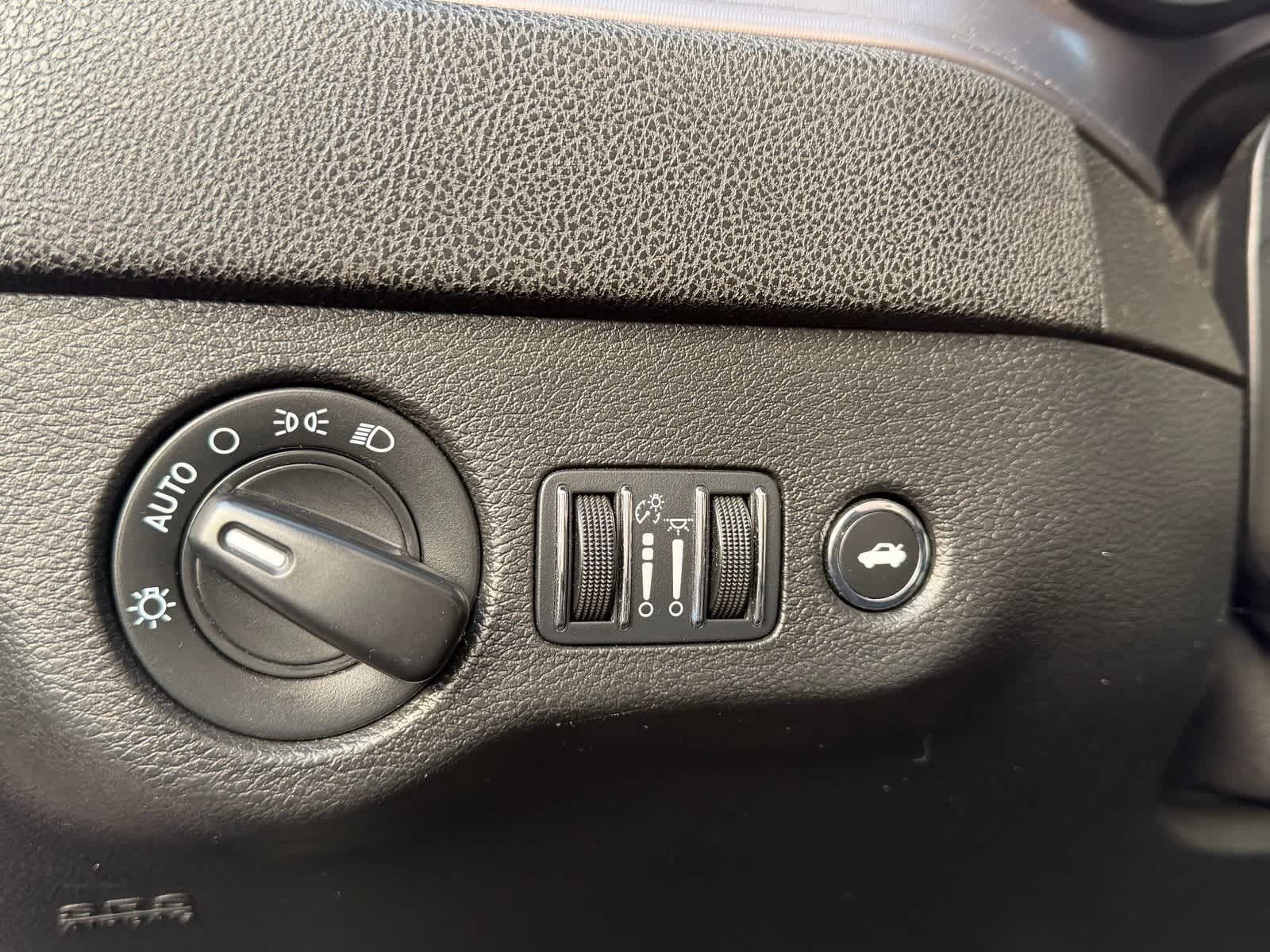 Thumbnail: 2023 Dodge Charger - 17