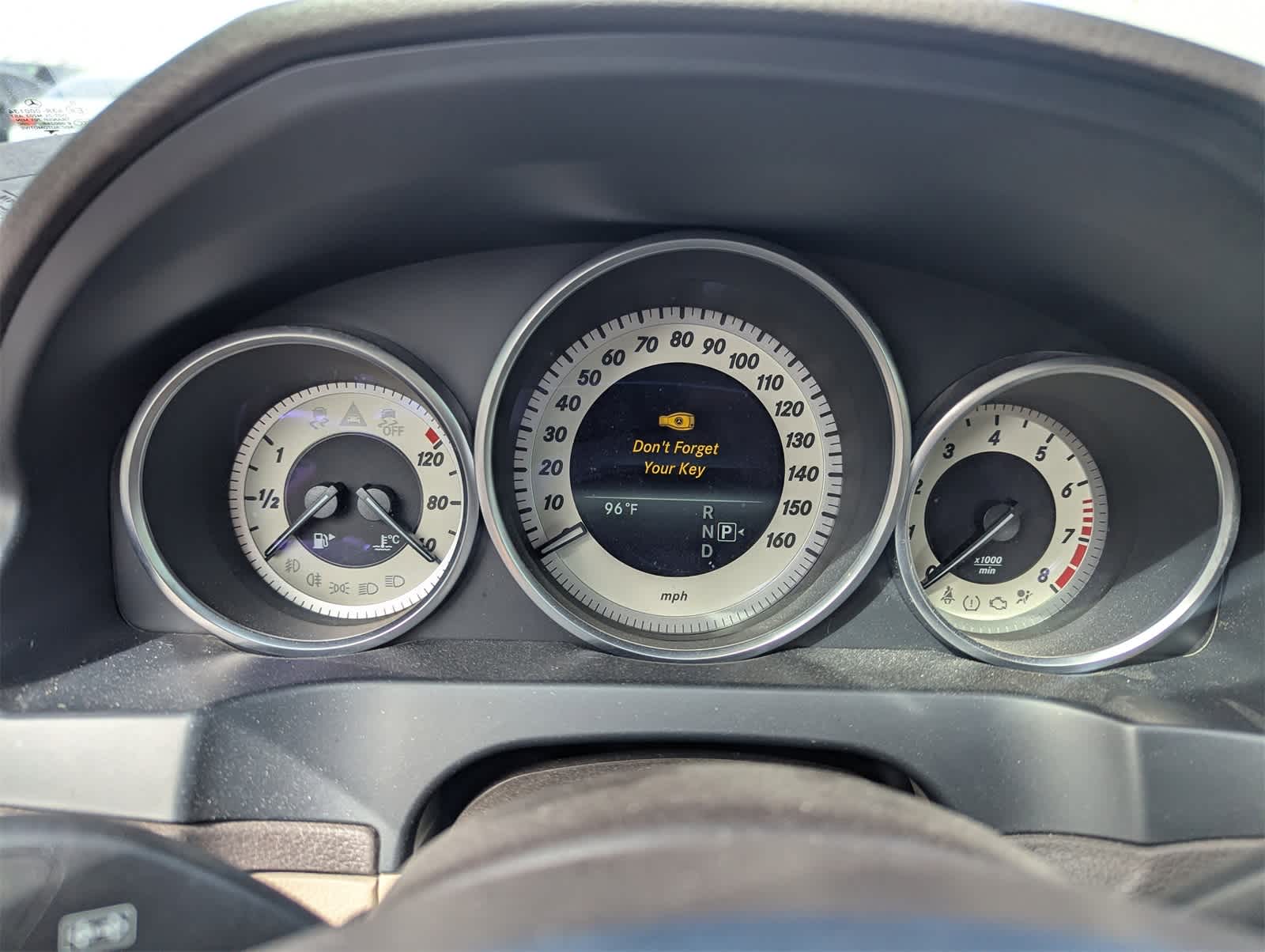 Thumbnail: 2016 Mercedes-Benz E-Class - 21