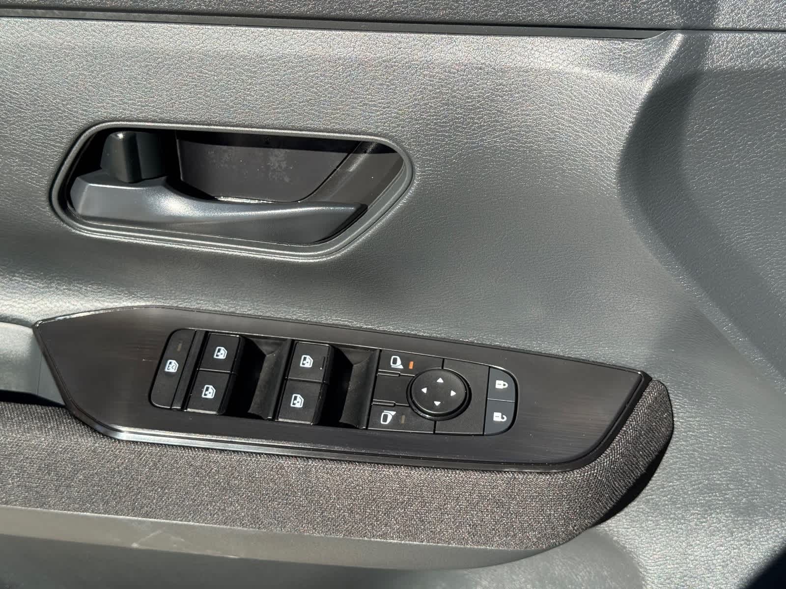 Thumbnail: 2026 Nissan Kicks - 15