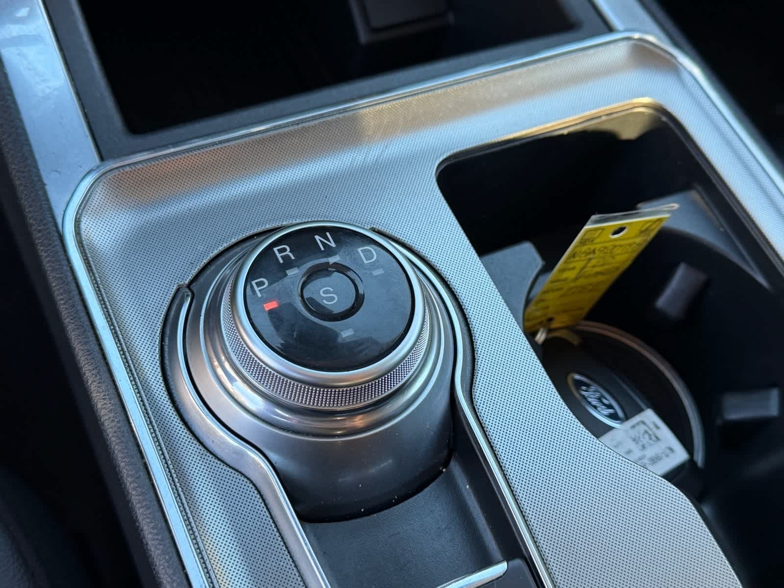 Thumbnail: 2022 Ford Edge - 24