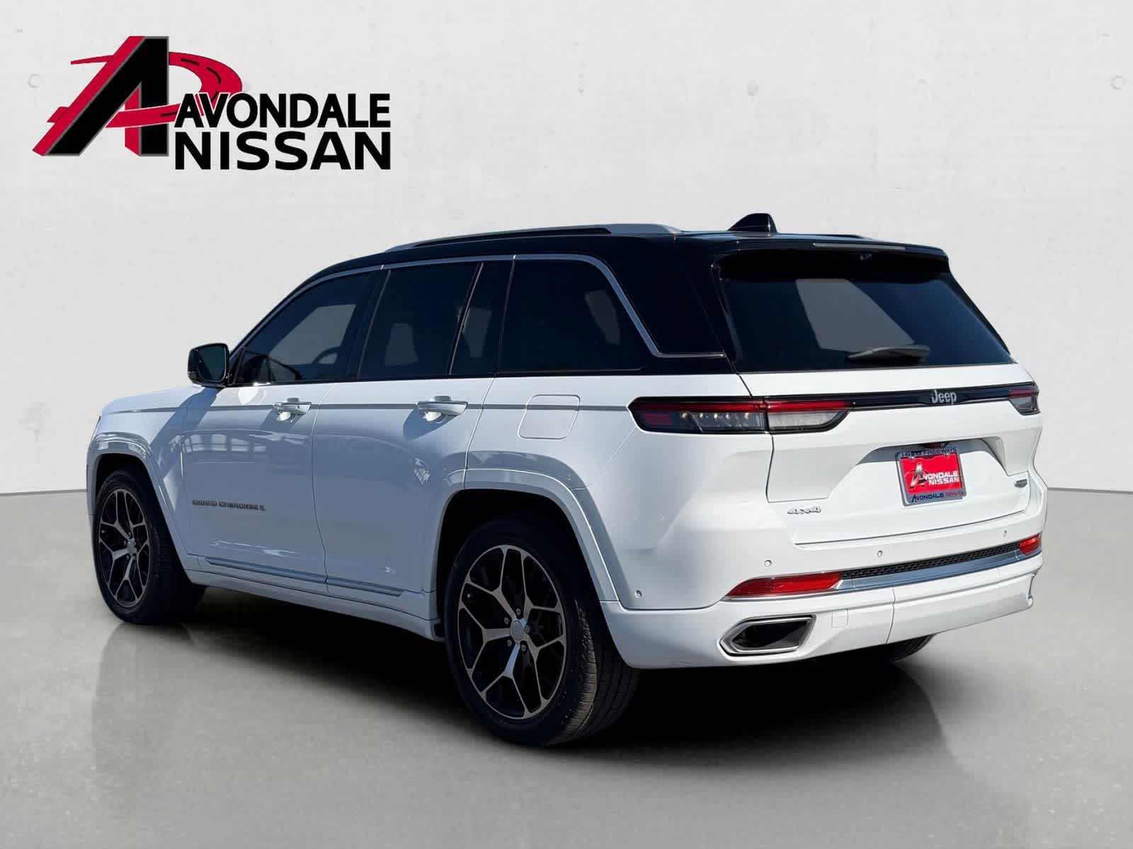 Thumbnail: 2023 Jeep Grand Cherokee - 3