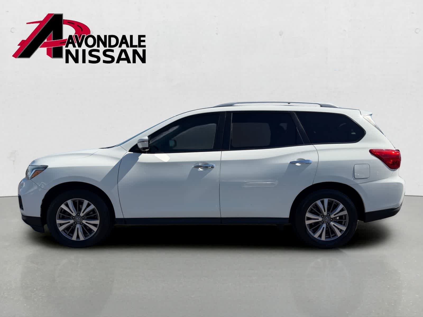 Thumbnail: 2019 Nissan Pathfinder - 3