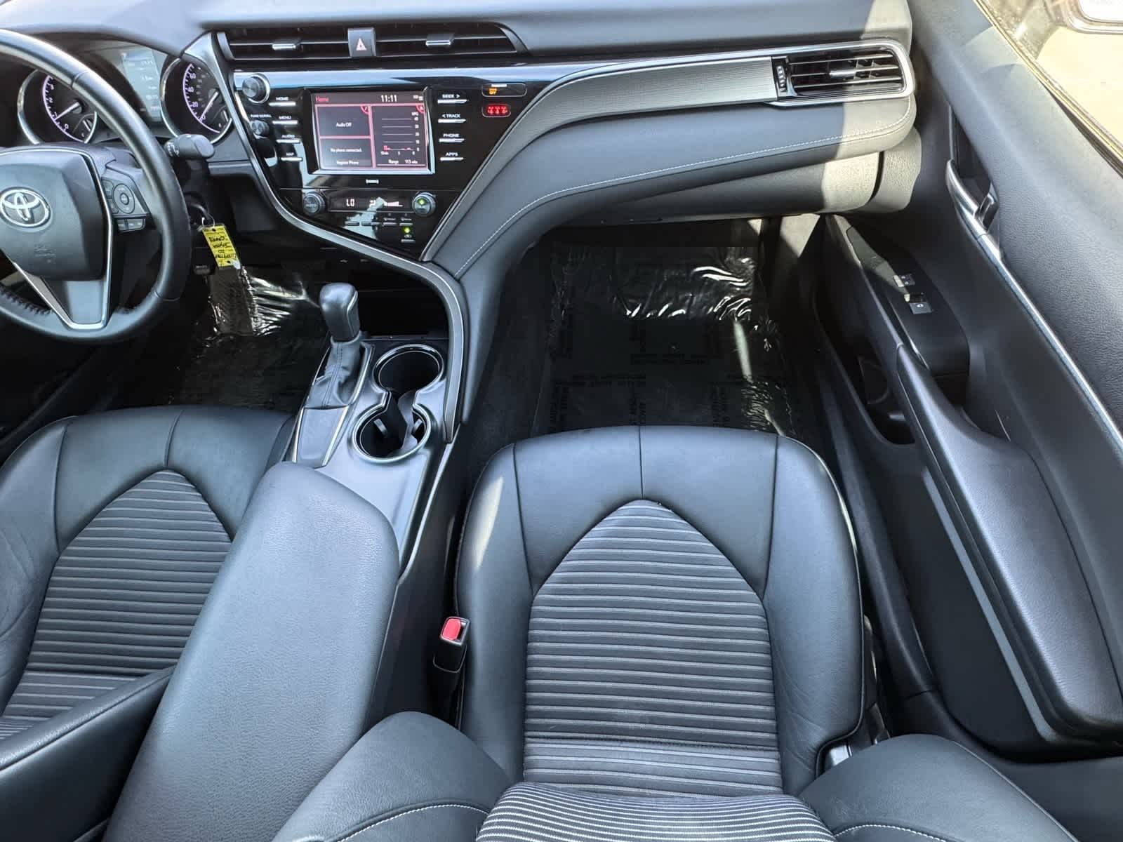 Thumbnail: 2020 Toyota Camry - 14