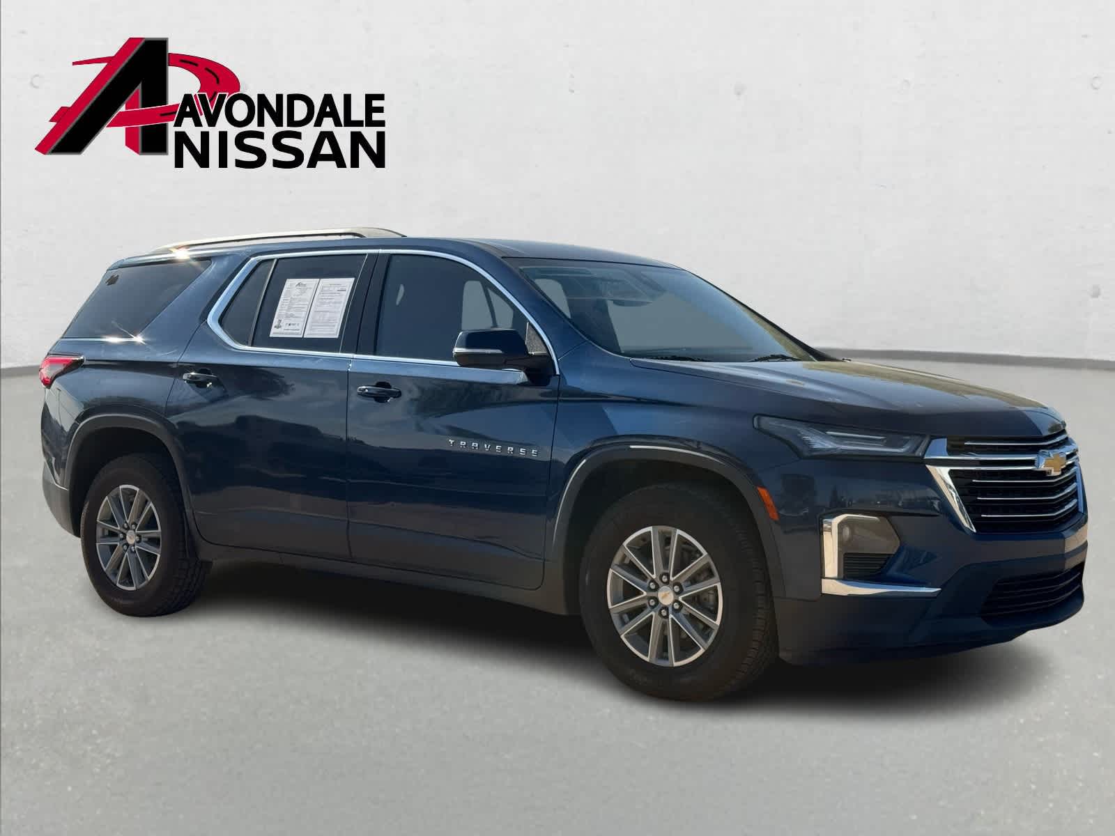 Thumbnail: 2023 Chevrolet Traverse - 9